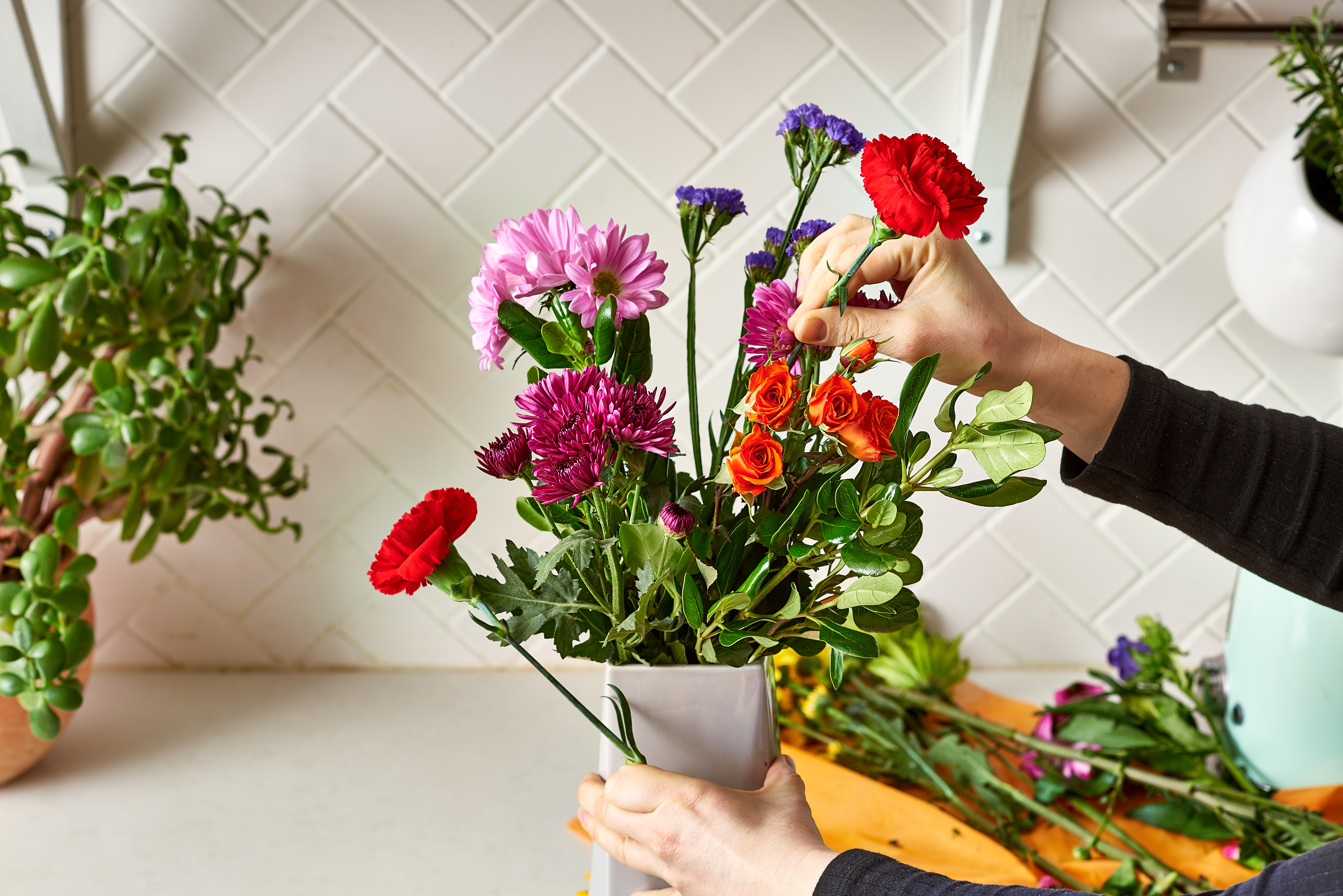 How To Arrange A Bouquet Of Flowers Kitchn