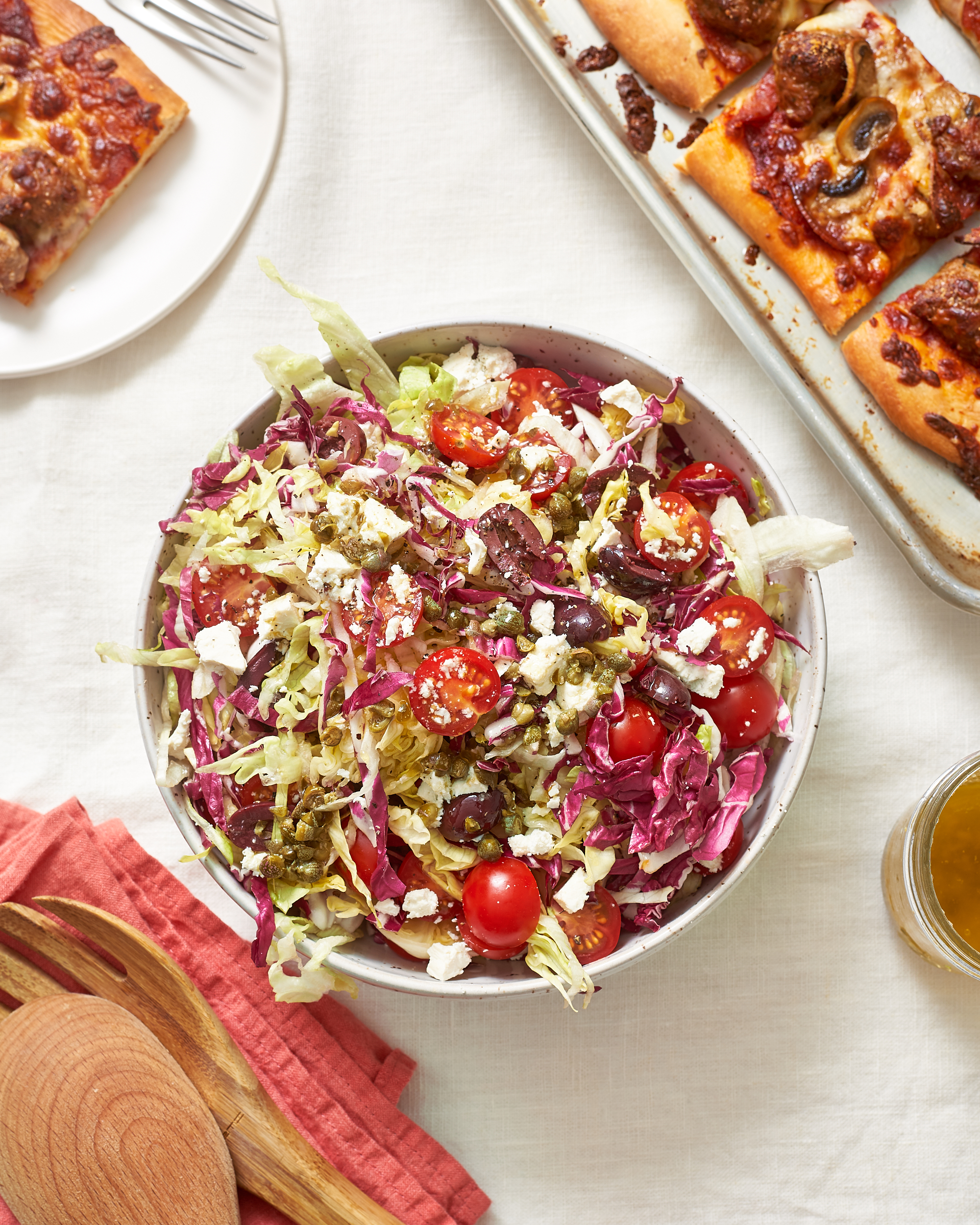 what pizza places have salads?