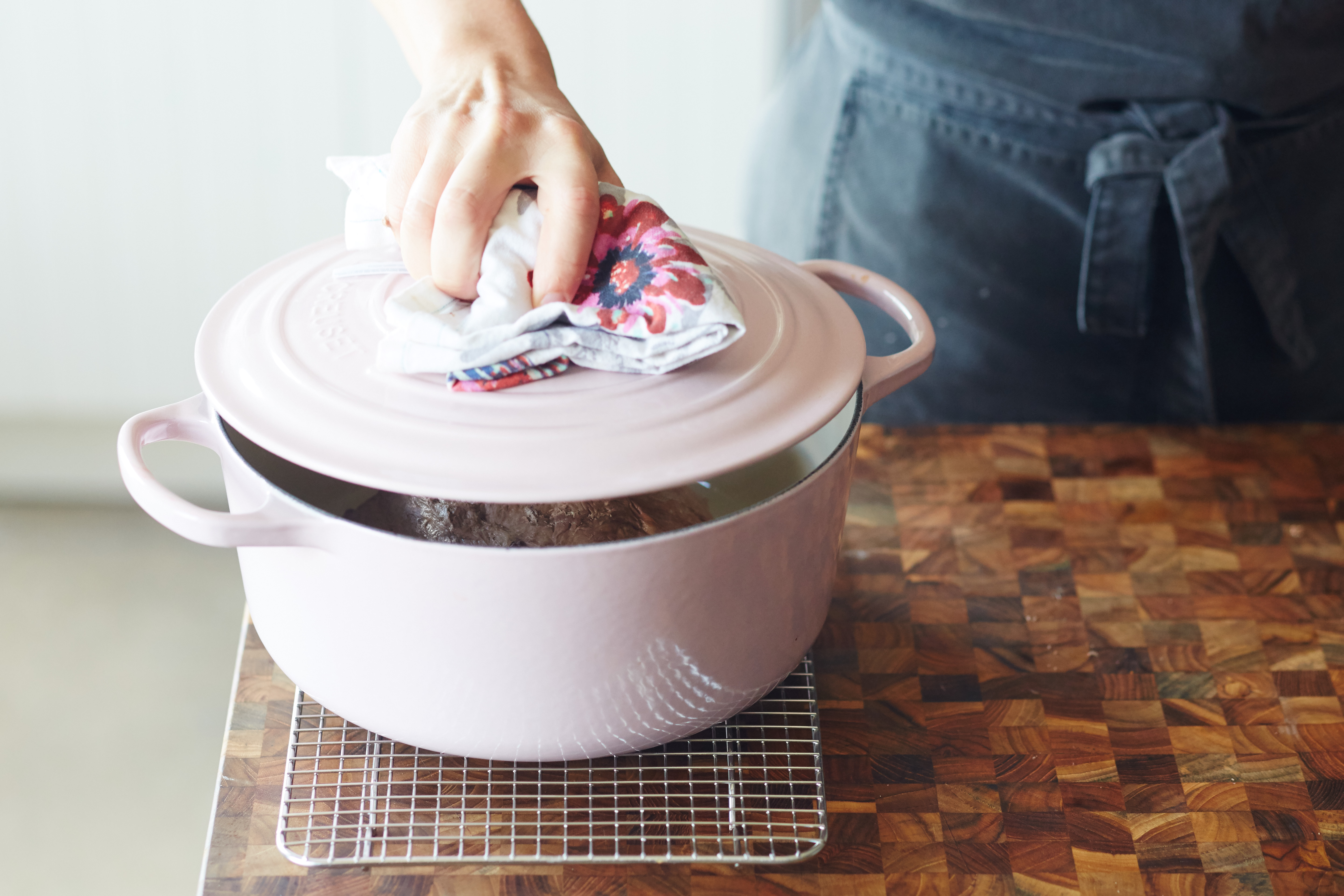 Le Creuset Knobs Let You Customize Your Cookware