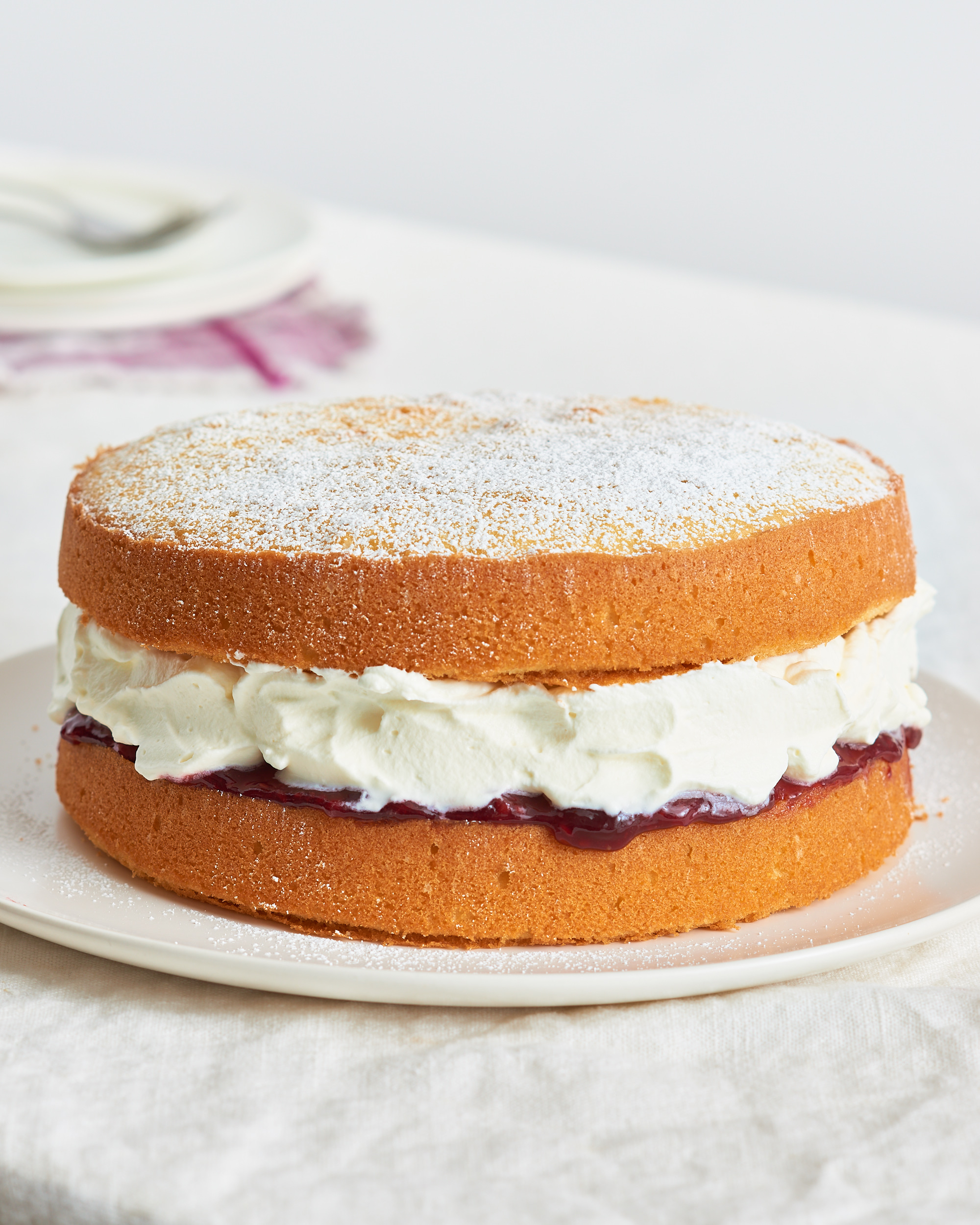 All-in-one Sponge Cake with Raspberry and Mascarpone Cream | Recipes |  Delia Online