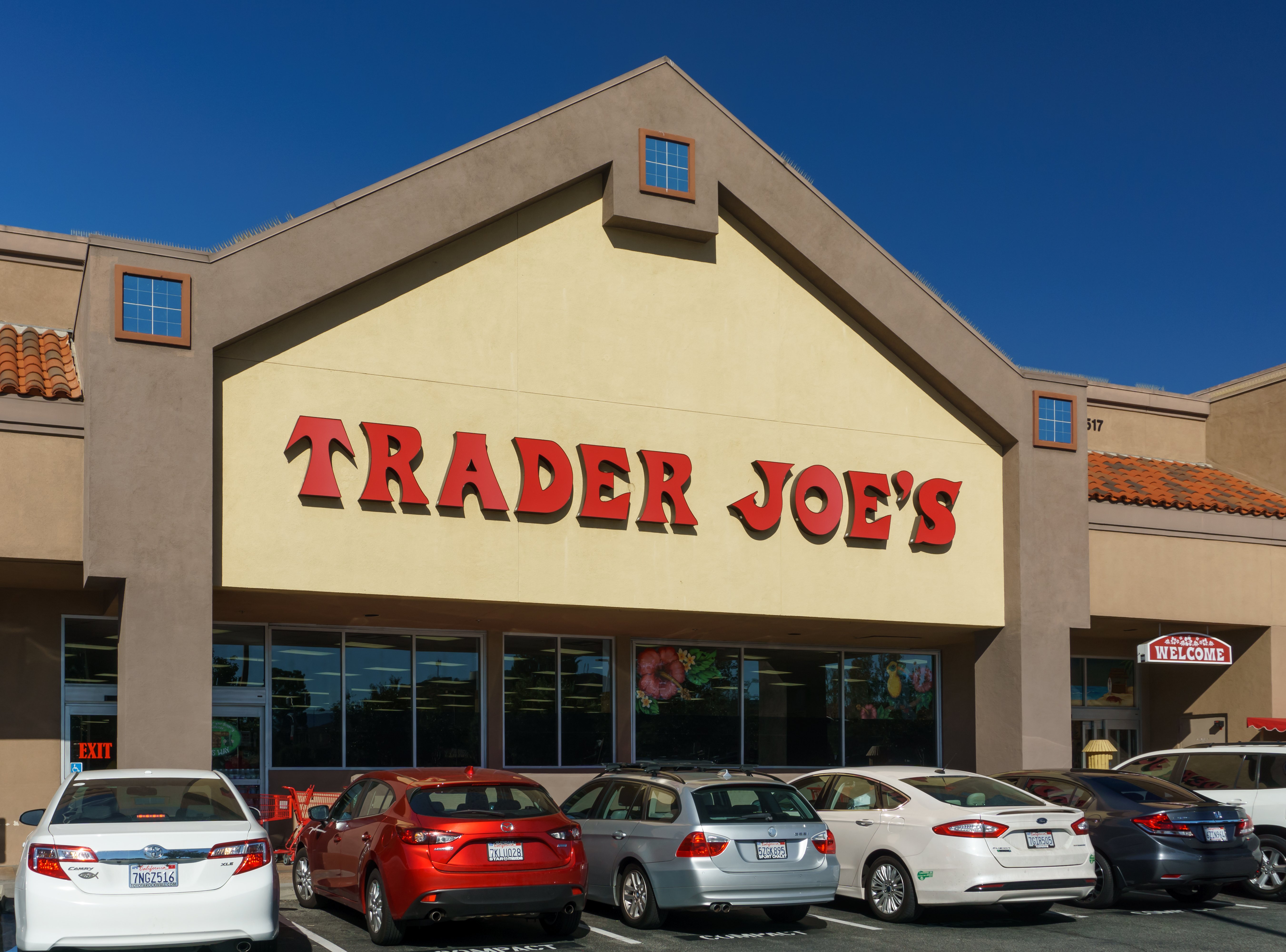 The Ultimate Trader Joe's Shopping List for Whole30
