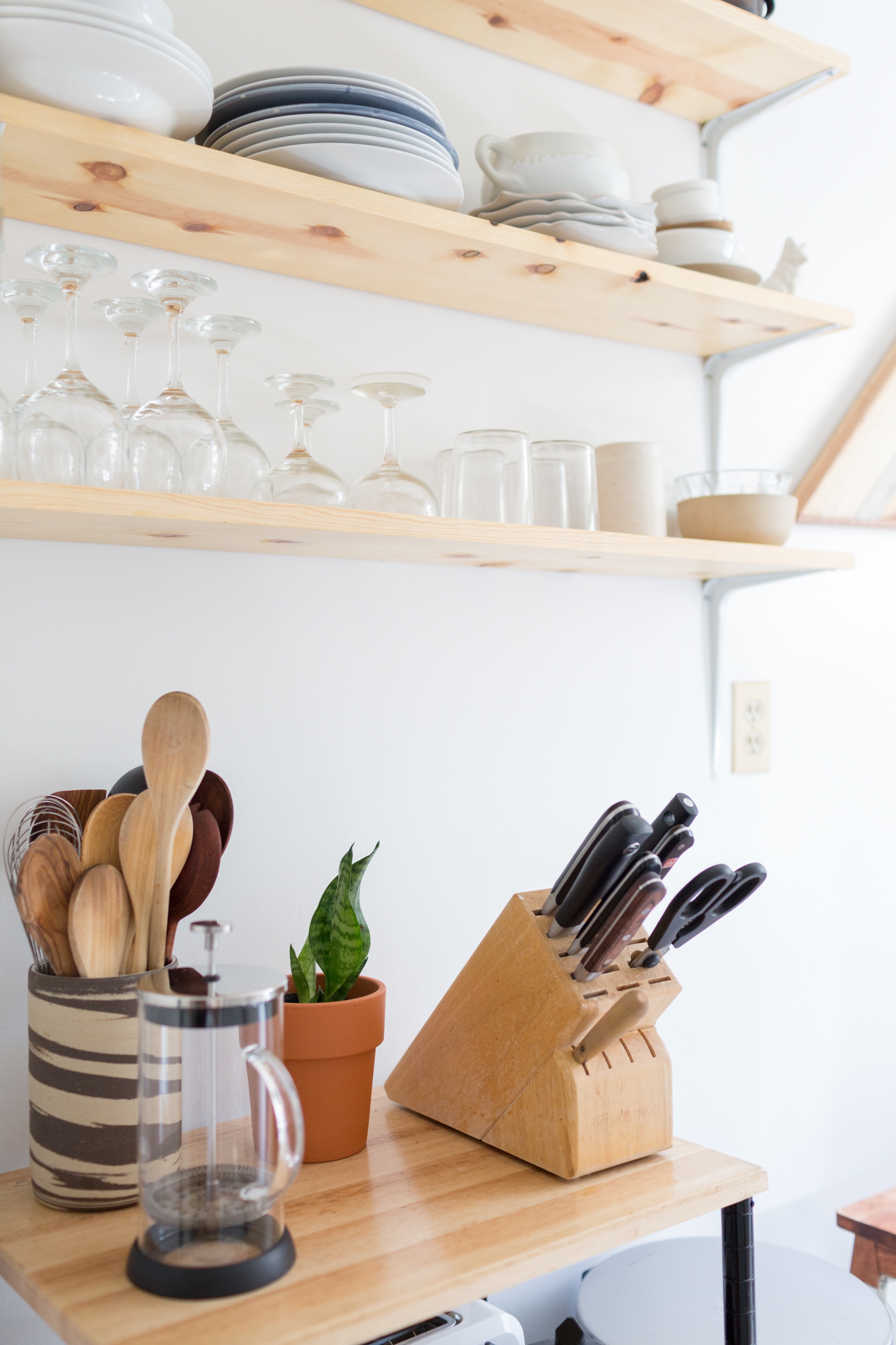 Replace Your Bulky Knife Block with a Drawer Organizer!