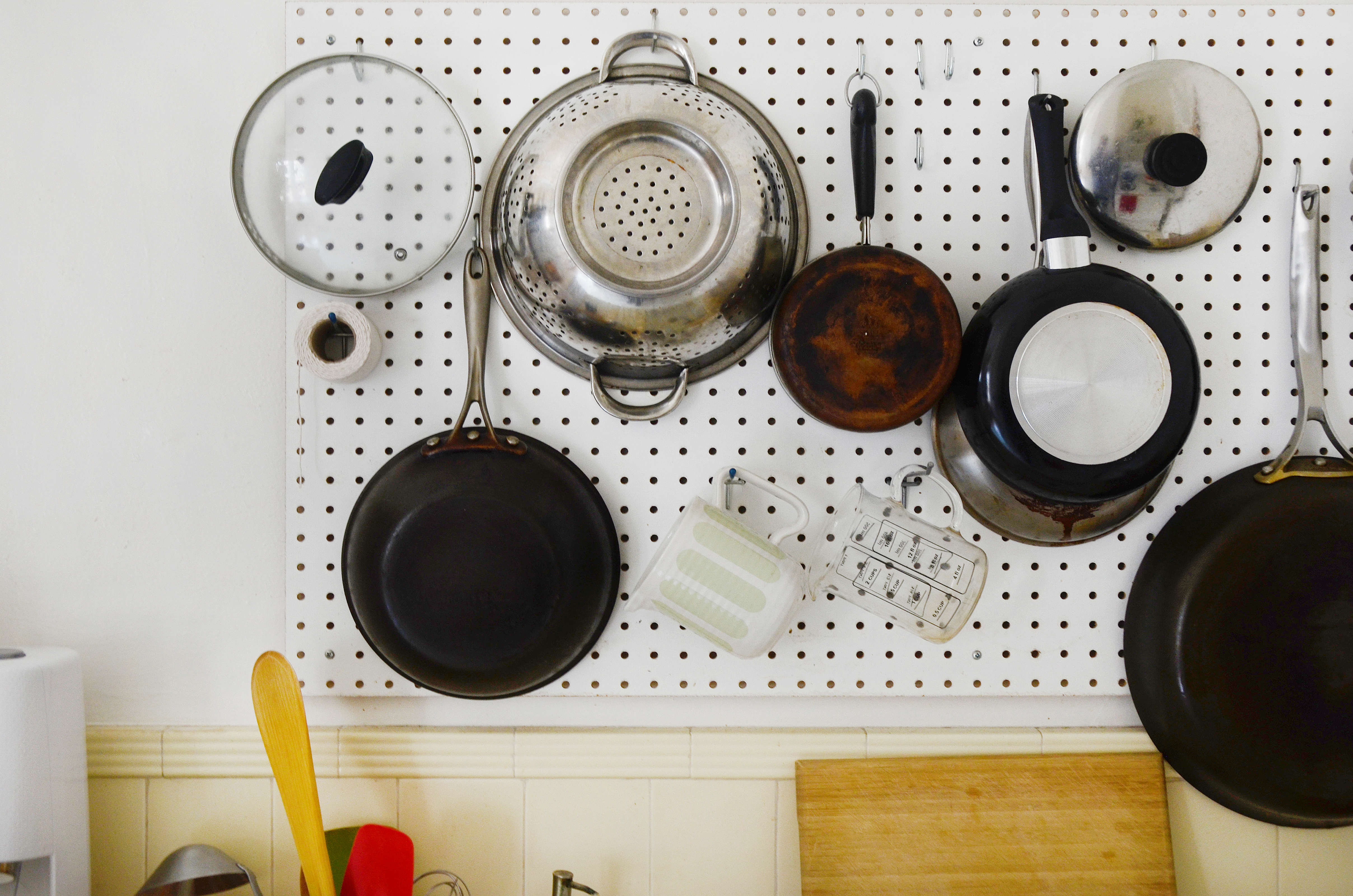 The Most Genius Ideas to Organize Your Pot Lids