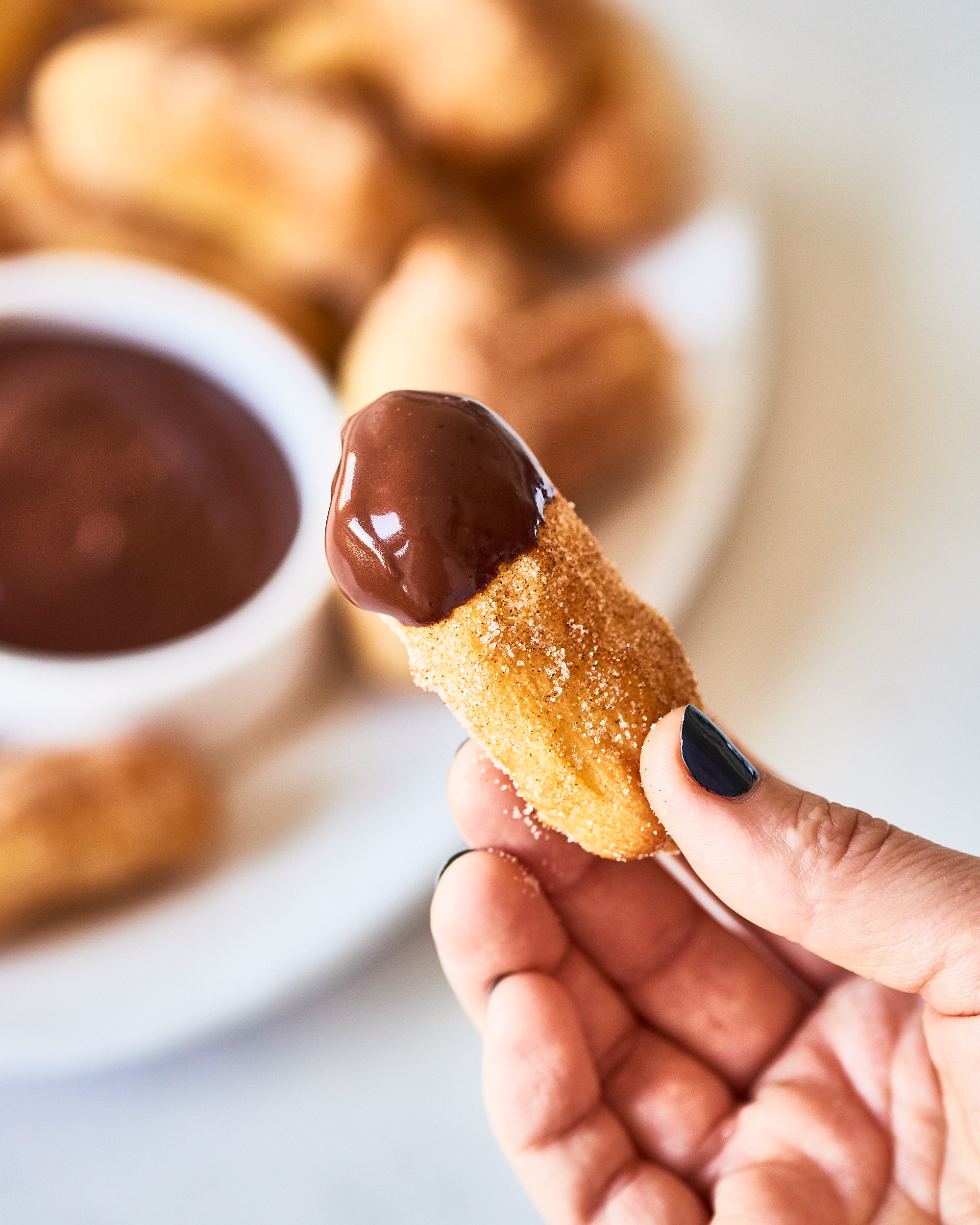 Recipe: Air Fryer Churro Bites with Chocolate Dipping ...