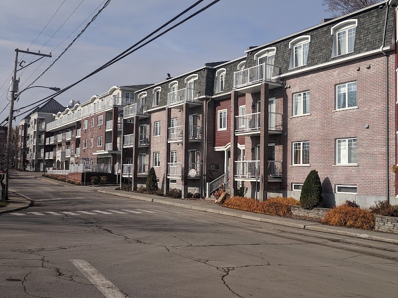 Aux Jardins de la Rivière (Phase 2, Maison Ancestrale et Maison du Parc)
