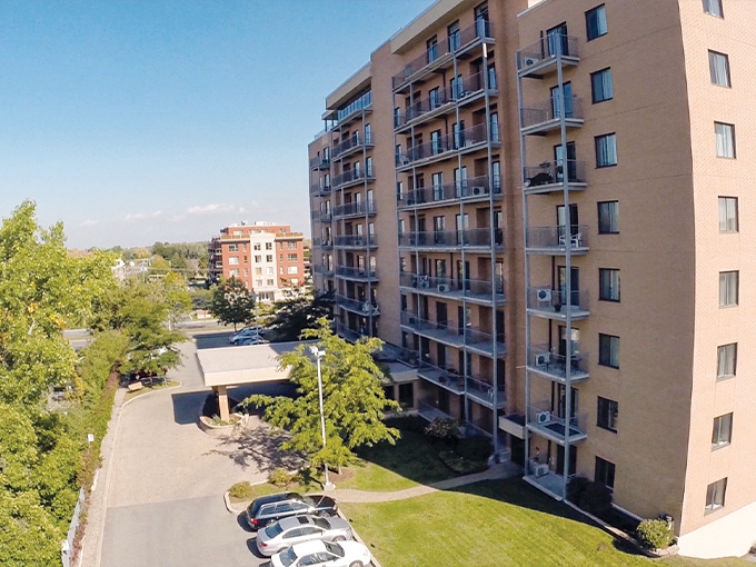 Les Résidences Soleil Manoir Dollard-des-Ormeaux - Photo 3
