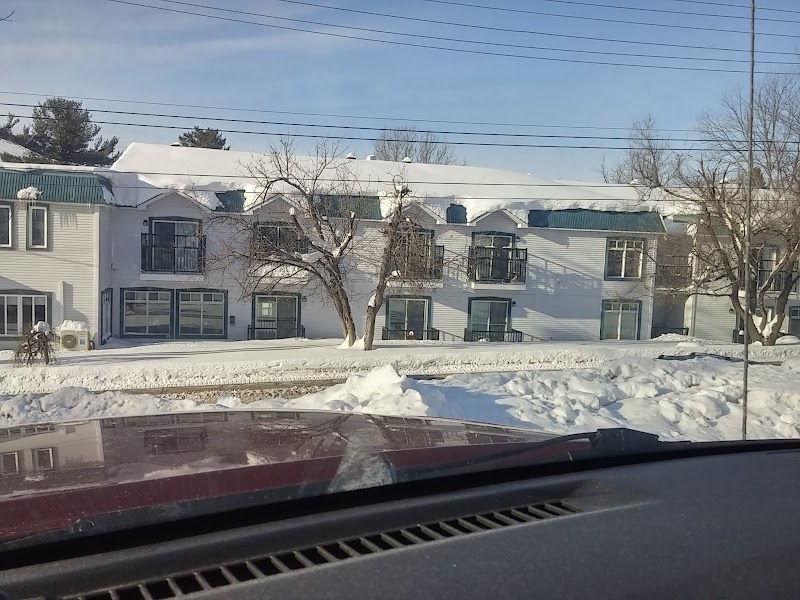 Les Résidences du Manoir Sainte-Adèle inc. - Photo 5