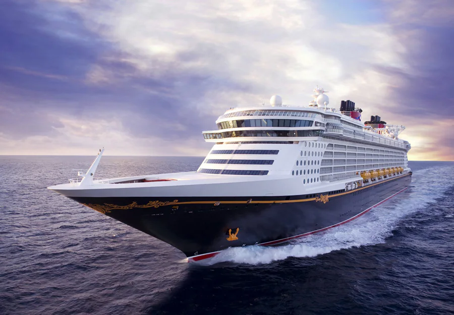Disney Dream cruise ship at sea
