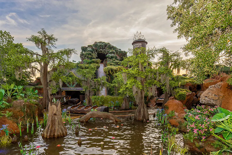 Story details honoring military families inside Tiana's Bayou Adventure