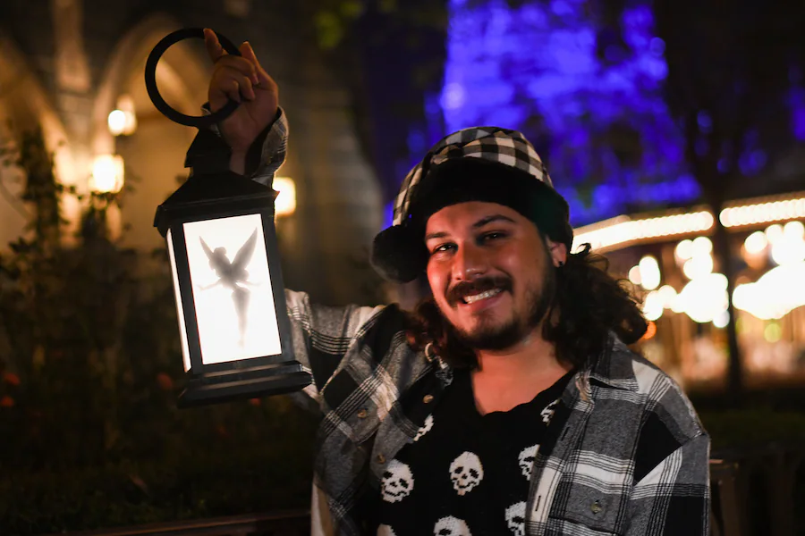 Mickey's Very Merry Christmas Party exclusive Disney PhotoPass Magic Shot at Magic Kingdom