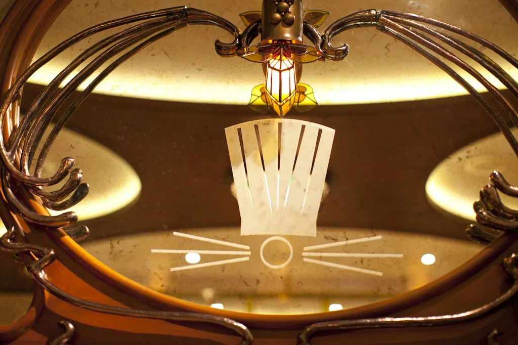 How to Make the ‘Colette’ Champagne Cocktail from Remy on Disney Cruise Line
