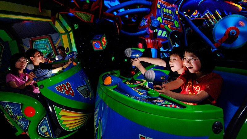 Buzz Lightyear Astro Blasters
