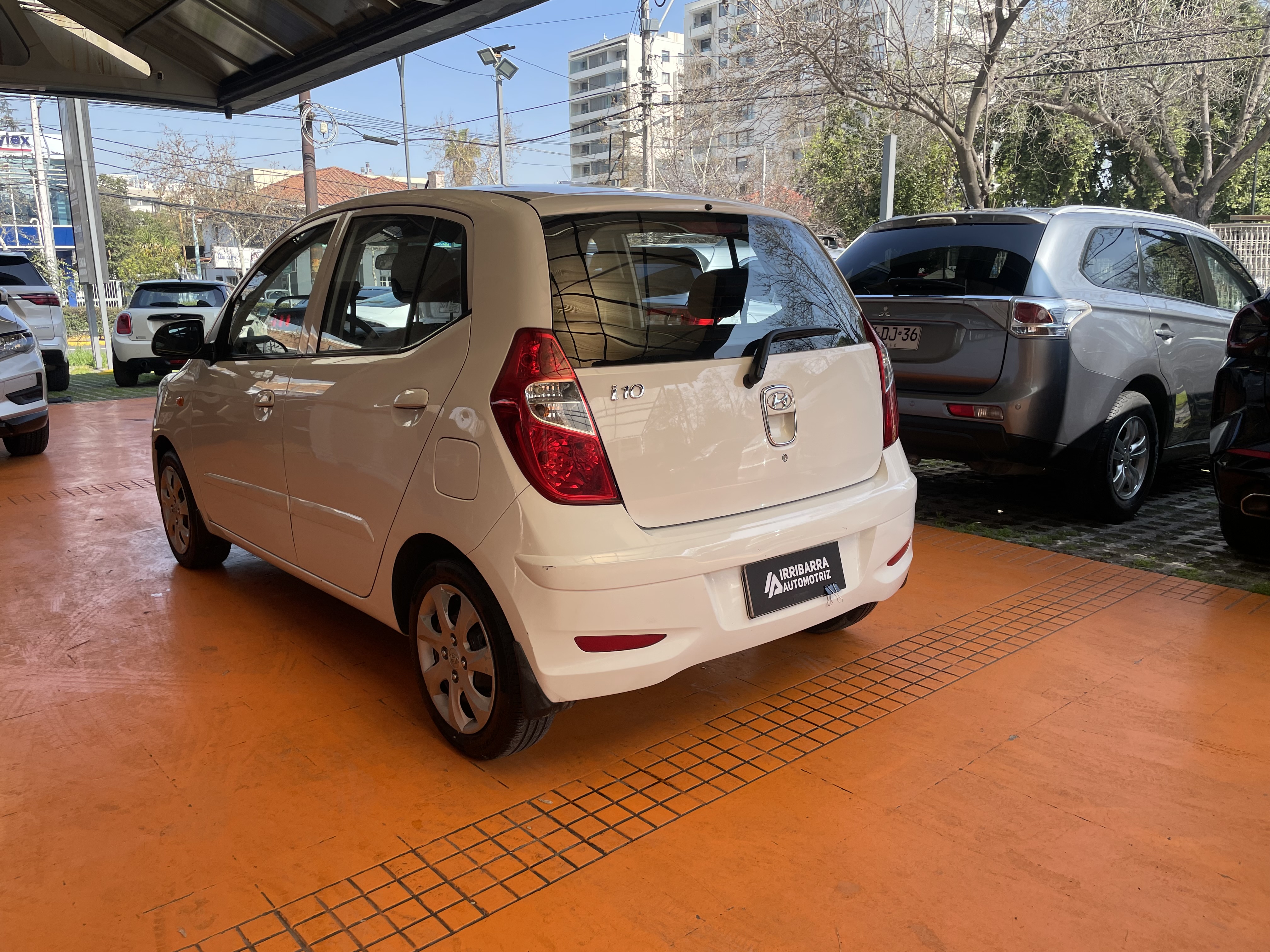 large car