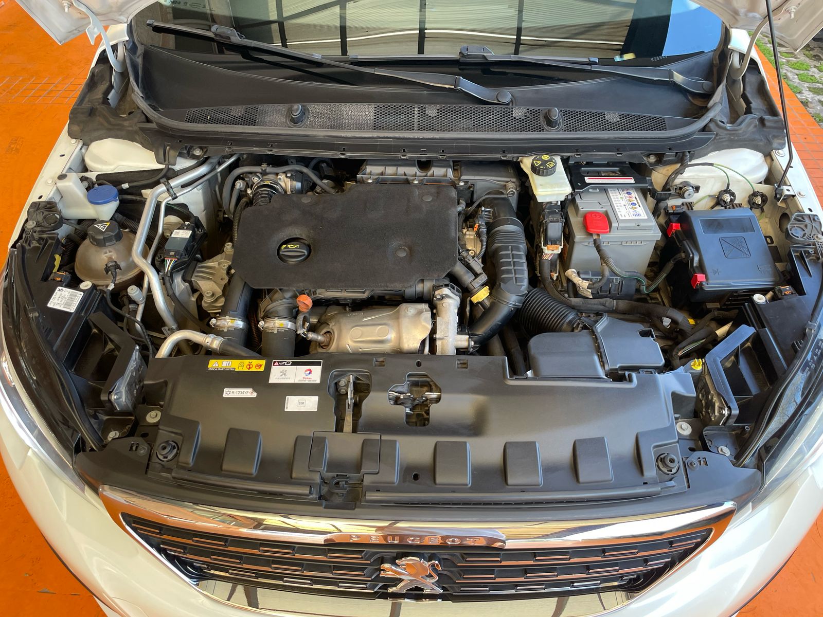 large car
