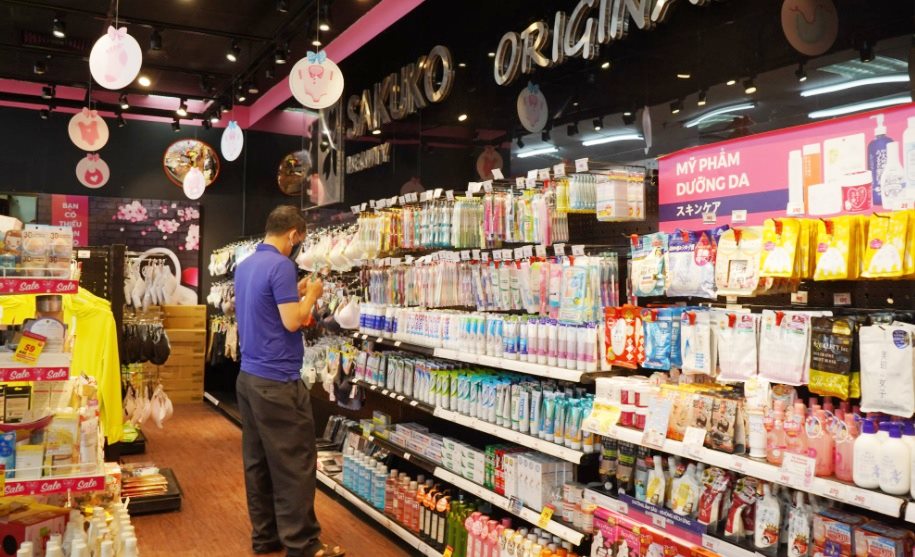 Chuỗi siêu thị hàng Nhật vượt "bão" COVID-19 nhờ đẩy mạnh kinh doanh online