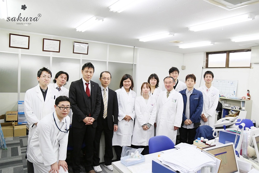 Đội ngũ chuyên gia, bác sĩ thuộc phòng nghiên cứu sản phẩm Sakura Beauty Nhật Bản - Nguồn: Sakura.