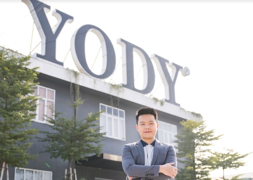 Anh Nguyễn Việt Hòa, CEO YODY, luôn nêu cao tinh thần “chống dịch như chống giặc’’ tới toàn thể nhân viên.