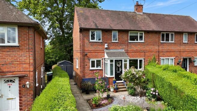 2 bedroom semi-detached house for sale