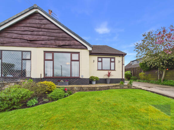 5 bedroom semi-detached house for sale