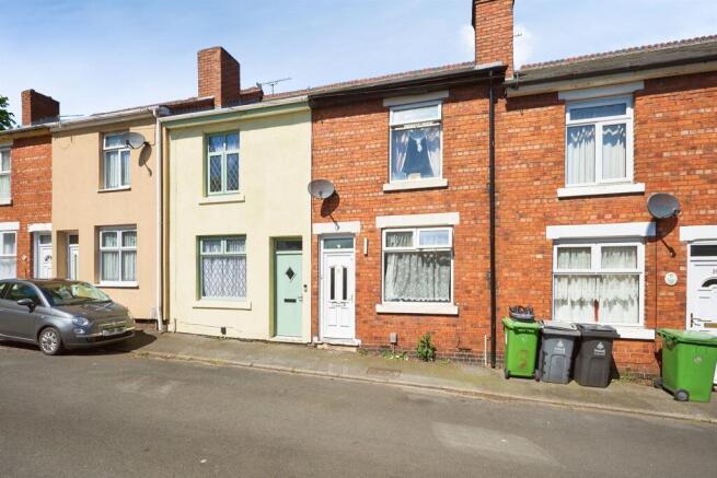 2 bedroom semi-detached house for sale
