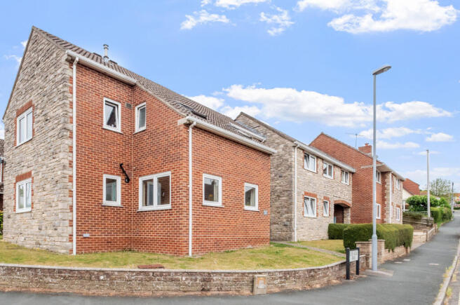 1 bedroom apartment for sale