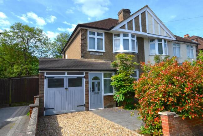 3 bedroom semi-detached house for sale