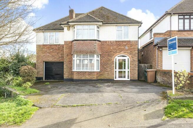 5 bedroom detached house for sale