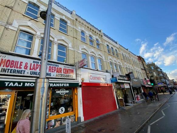 5 bedroom terraced house for sale