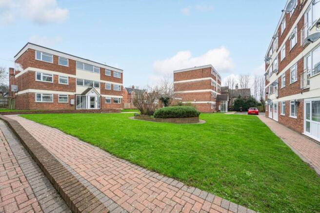 2 bedroom flat for sale