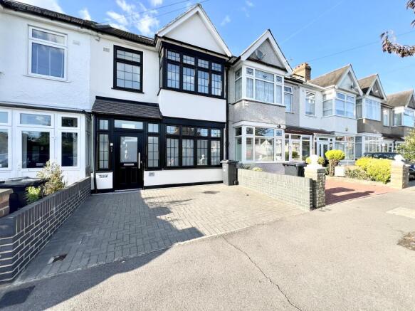 6 bedroom terraced house for sale