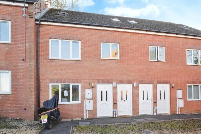 1 bedroom flat for sale