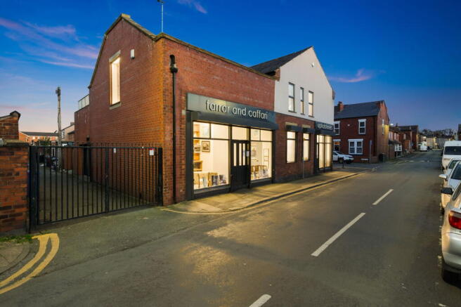 3 bedroom end of terrace house for sale