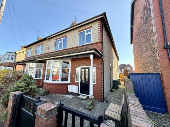 4 bedroom maisonette for sale