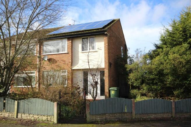 2 bedroom semi-detached house for sale