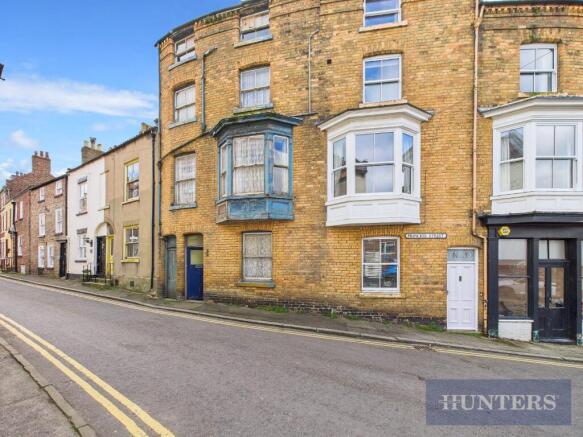 7 bedroom terraced house for sale