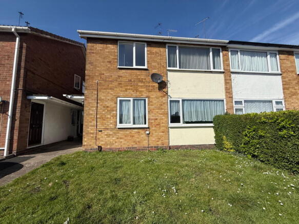 2 bedroom ground floor flat for sale