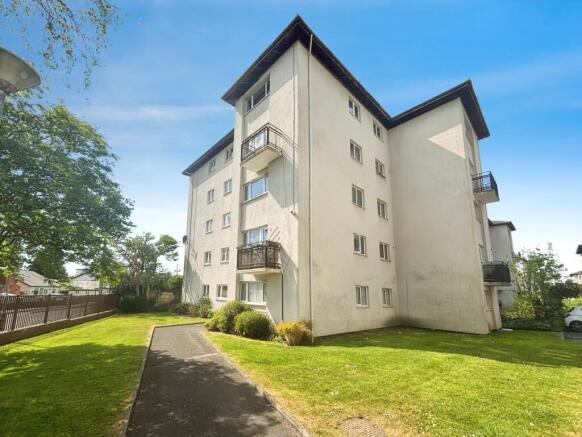 2 bedroom apartment for sale