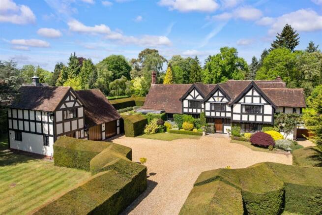 7 bedroom detached house for sale