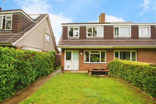 3 bedroom semi-detached house for sale