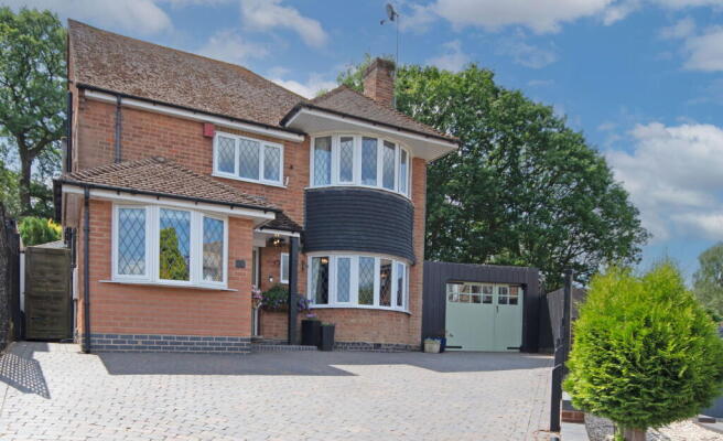 3 bedroom detached house for sale