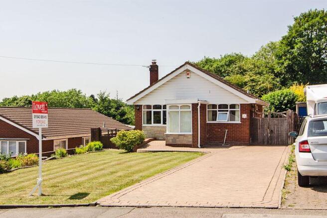 2 bedroom detached bungalow for sale