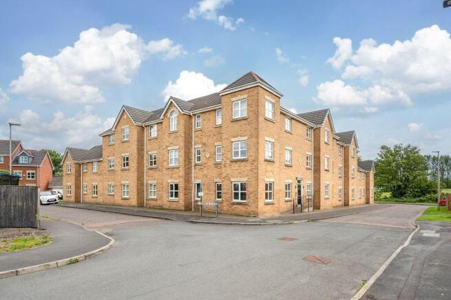 2 bedroom flat for sale