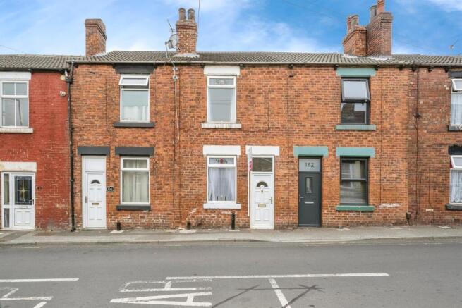 2 bedroom terraced house for sale