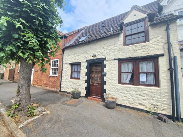 1 bedroom terraced house for sale