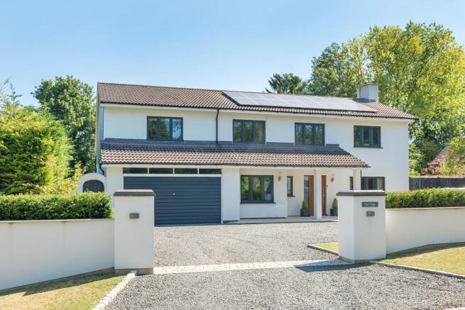 5 bedroom detached house for sale