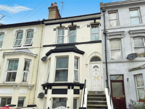 3 bedroom maisonette for sale