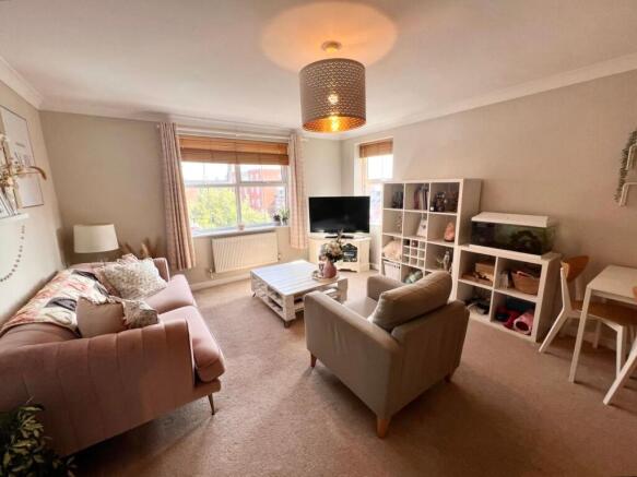 1 bedroom flat for sale