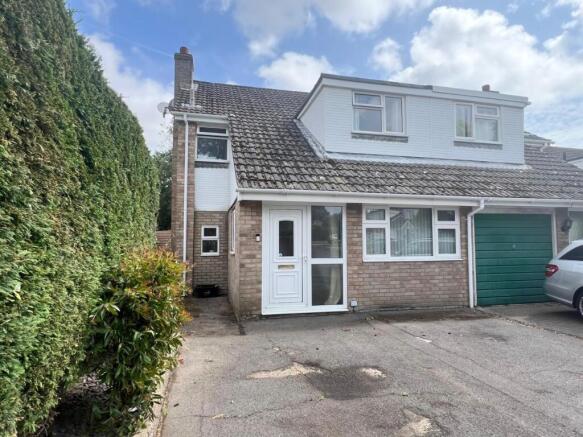 4 bedroom semi-detached house for sale