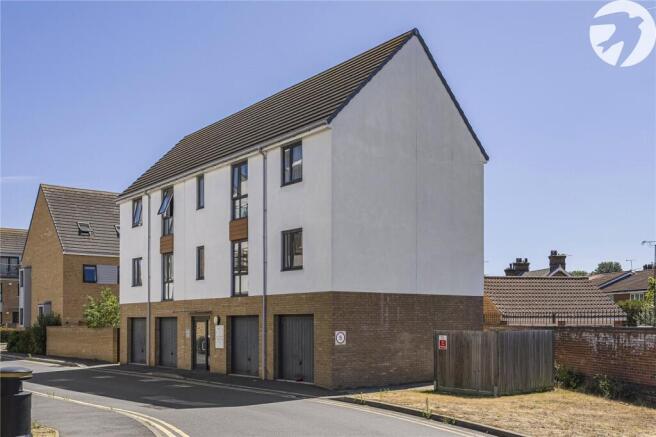 1 bedroom flat for sale