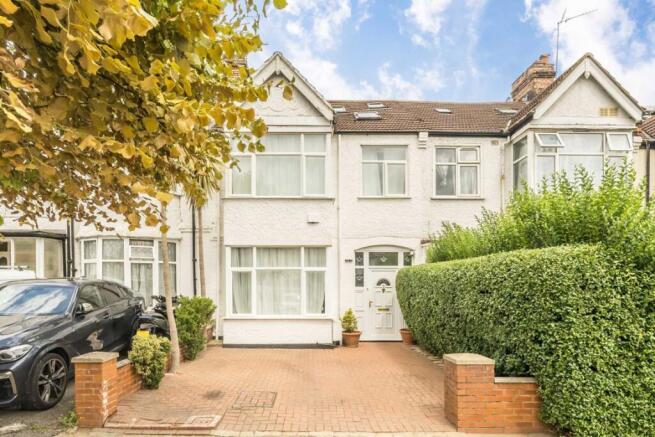 4 bedroom terraced house for sale